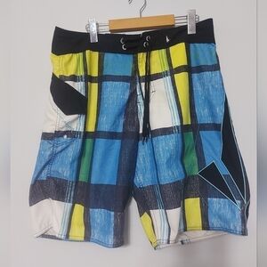 VOLCOME size 34 swim shorts